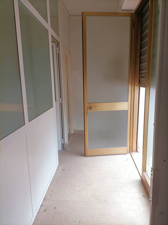 Fondo Artigianale in affitto a Empoli