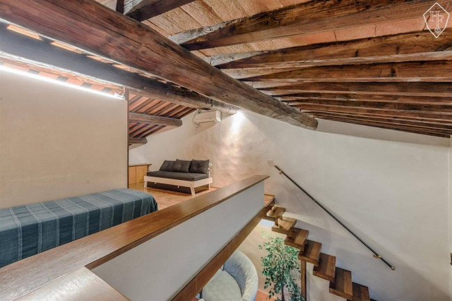 Casa indipendente in affitto a Firenze