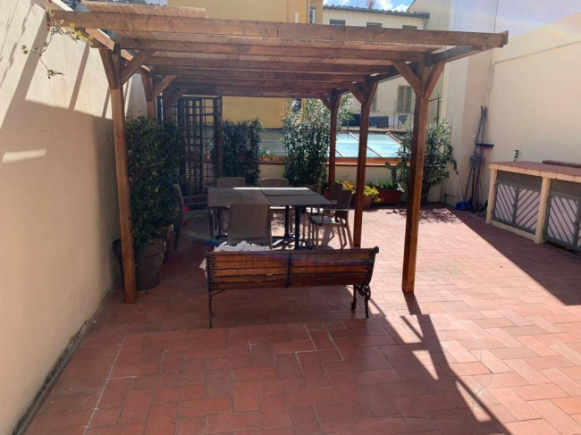Casa indipendente in affitto a Firenze