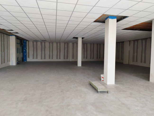 Fondo Commerciale in affitto a Castelfiorentino