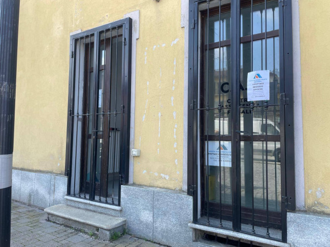 Ufficio in affitto a Montanaro