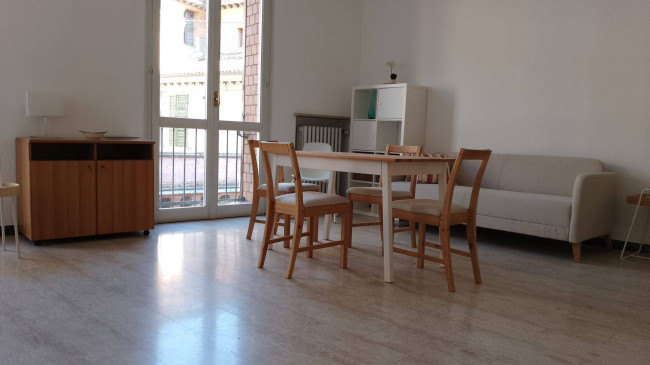 Appartamento in affitto a Forlì