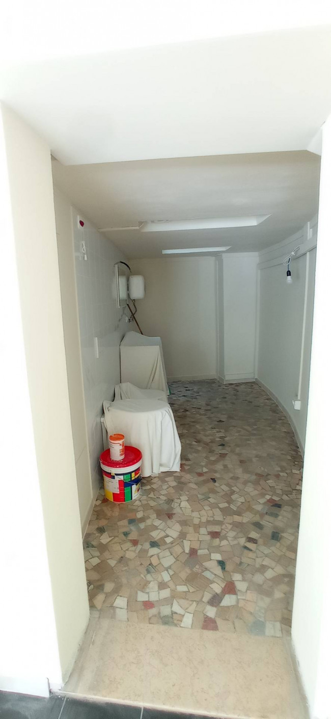 Fondo Commerciale in affitto a Empoli