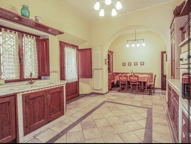 Villa in affitto a Capraia e Limite