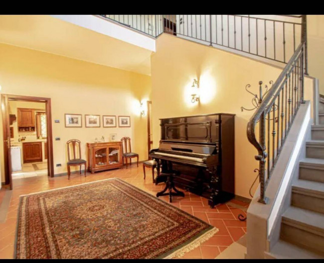 Villa in affitto a Capraia e Limite