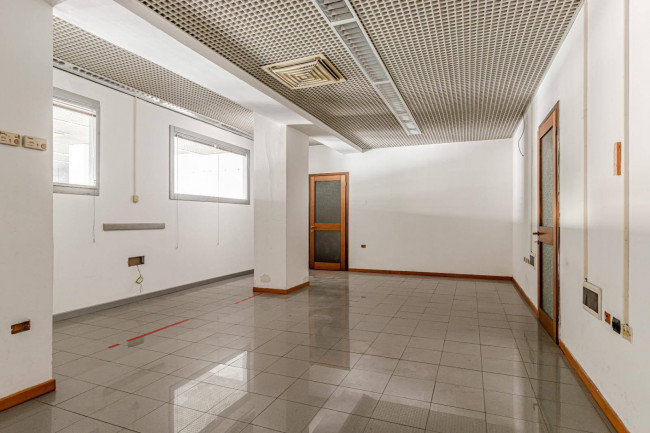 Ufficio in affitto a Santa Croce sull'Arno