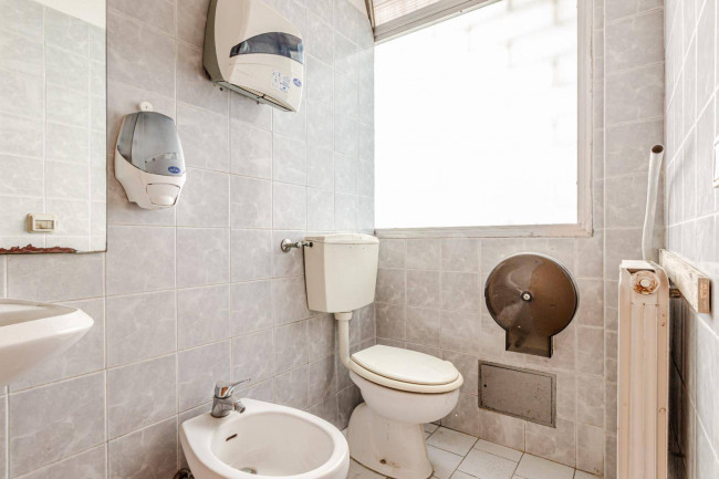 Ufficio in affitto a Santa Croce sull'Arno