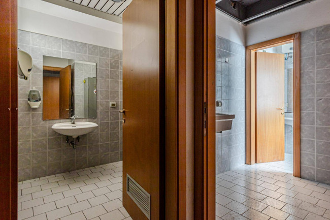 Ufficio in affitto a Santa Croce sull'Arno