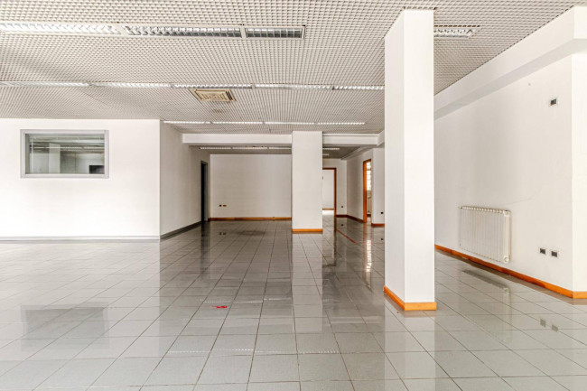 Ufficio in vendita a Santa Croce sull'Arno