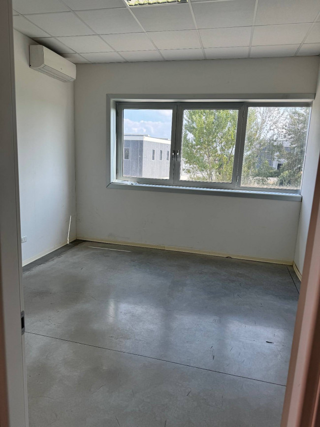 Capannone in affitto a Santa Croce sull'Arno