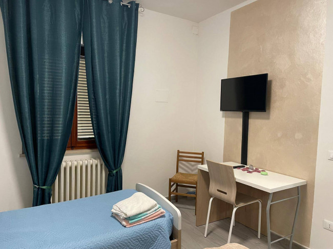 Stanza in affitto a Cascina