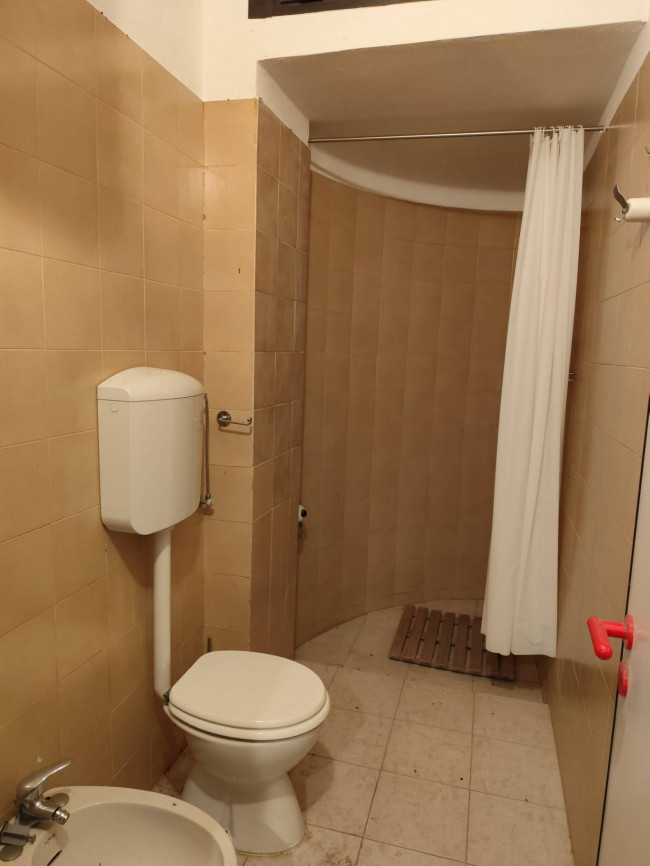 Fondo Artigianale in affitto a Castelfiorentino