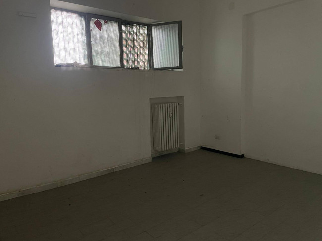 Negozio in affitto a Chivasso