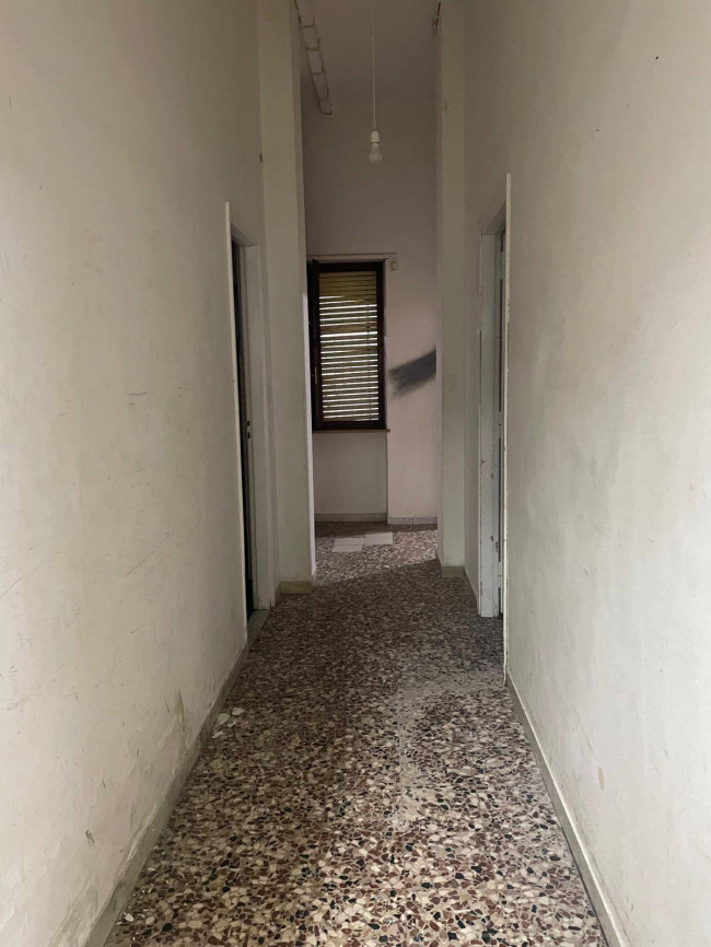 Negozio in affitto a Chivasso