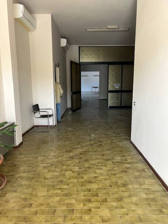 Capannone in vendita a Vinci