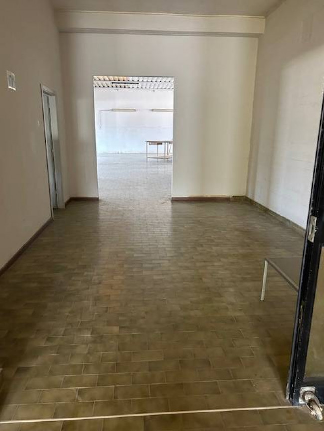 Capannone in vendita a Vinci