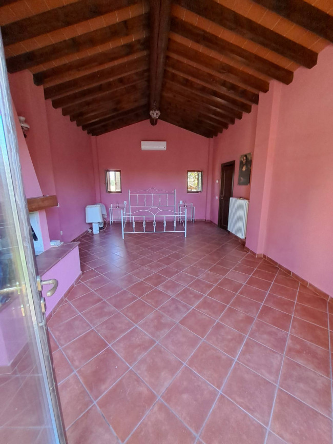 Casa indipendente in affitto a Vinci