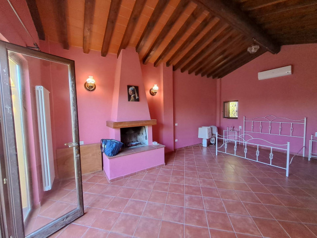 Casa indipendente in affitto a Vinci
