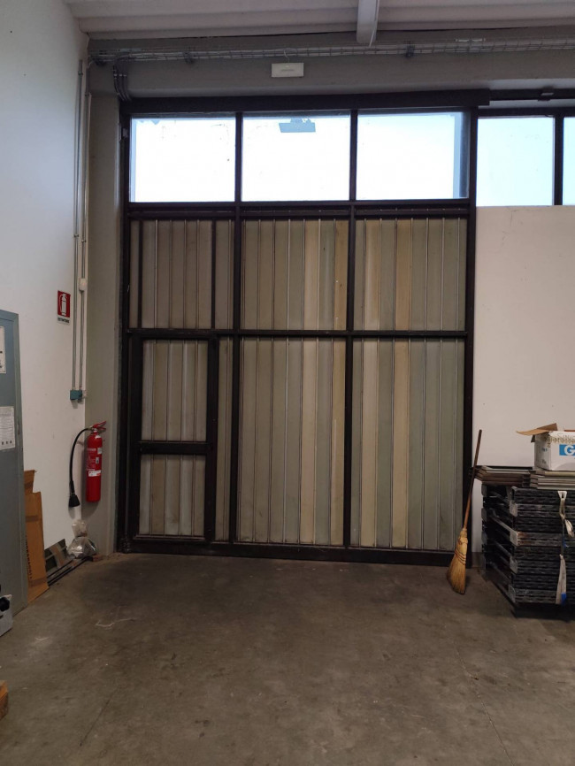 Fondo Artigianale in affitto a Castelfiorentino