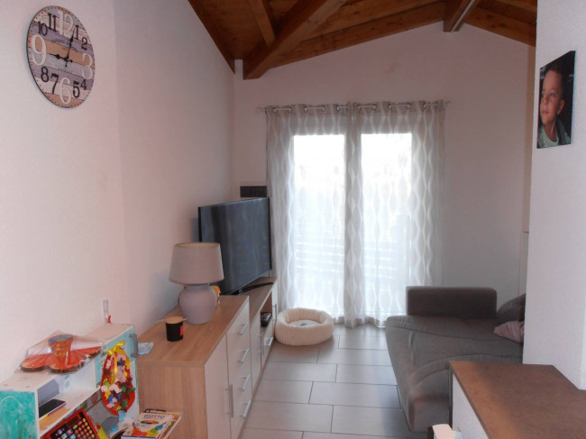Villetta a schiera in affitto a Cremenaga