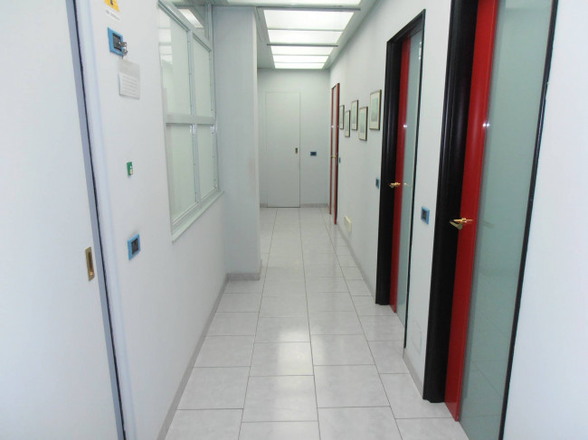 Ufficio in affitto a Luino