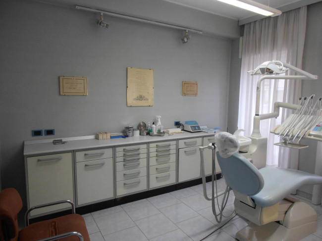 Ufficio in affitto a Luino