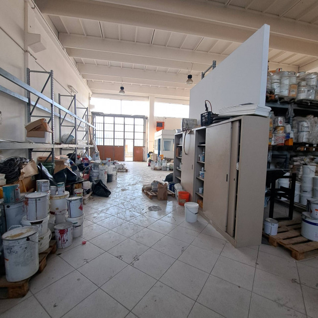 Capannone in affitto a Forlì