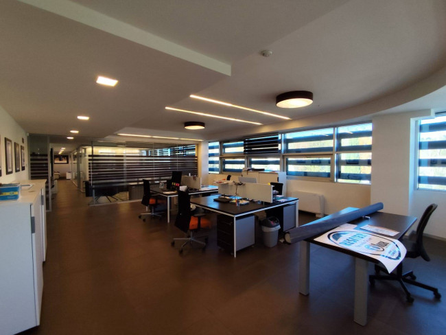 Ufficio in affitto a Poggibonsi