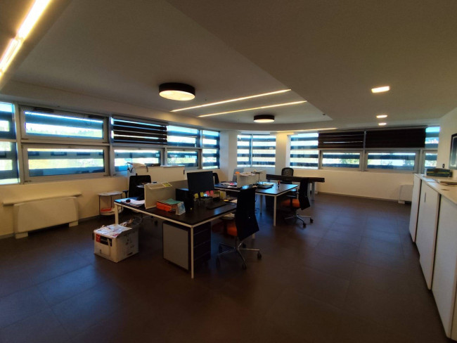 Ufficio in affitto a Poggibonsi