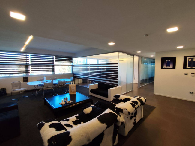 Ufficio in affitto a Poggibonsi