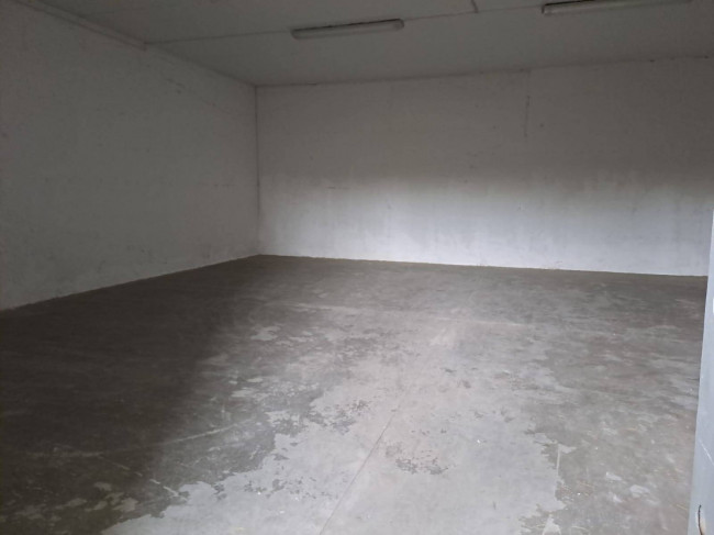 Deposito in affitto a Vinci