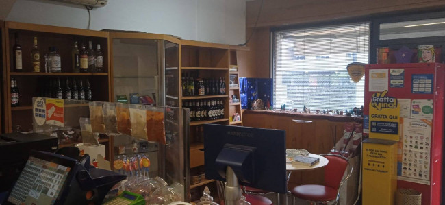 Attività/licenza in vendita a Firenze