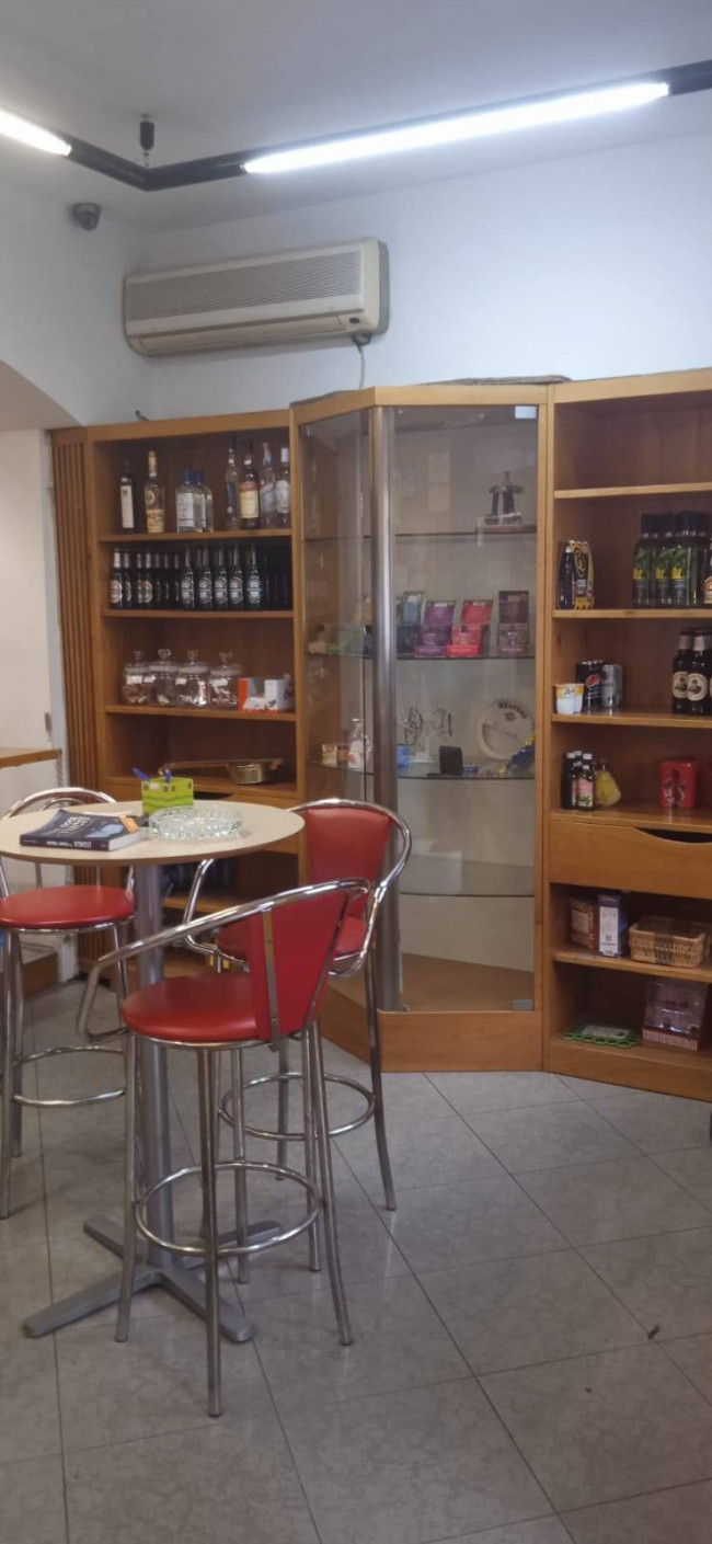 Attività/licenza in vendita a Firenze