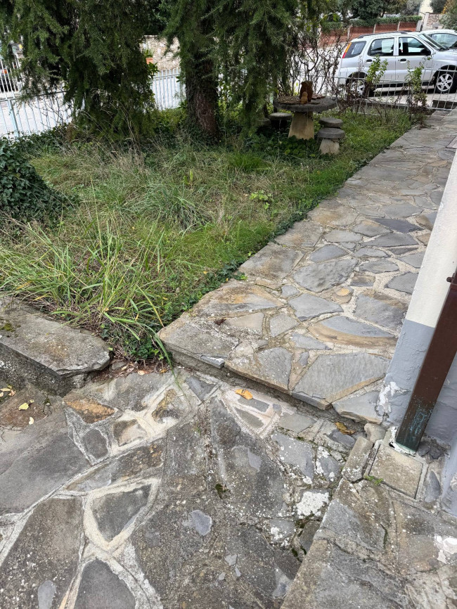 Casa semi indipendente in vendita a Lamporecchio