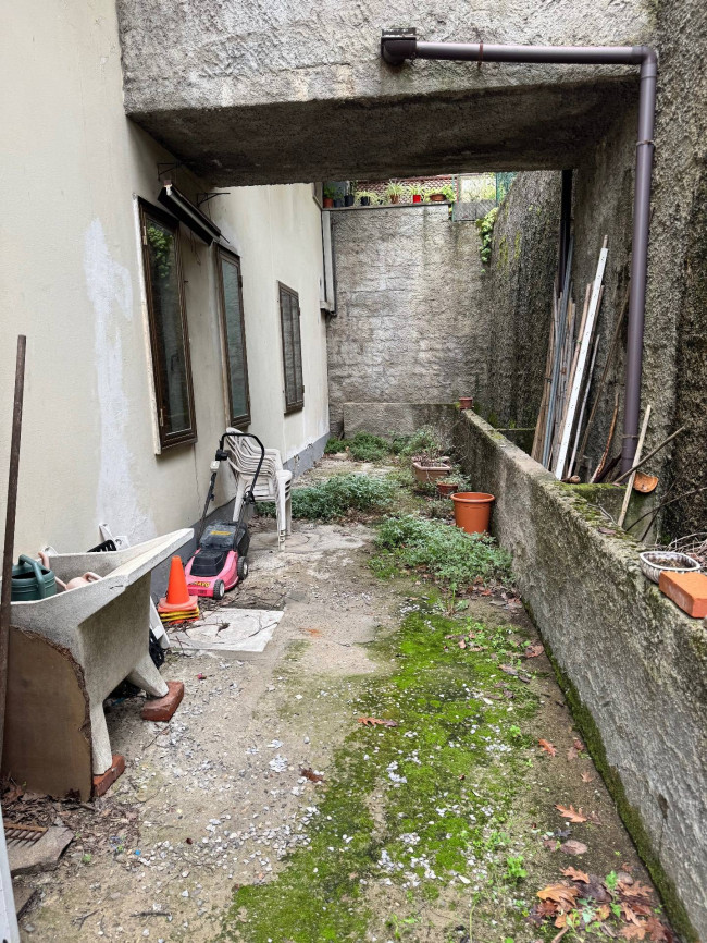 Casa semi indipendente in vendita a Lamporecchio