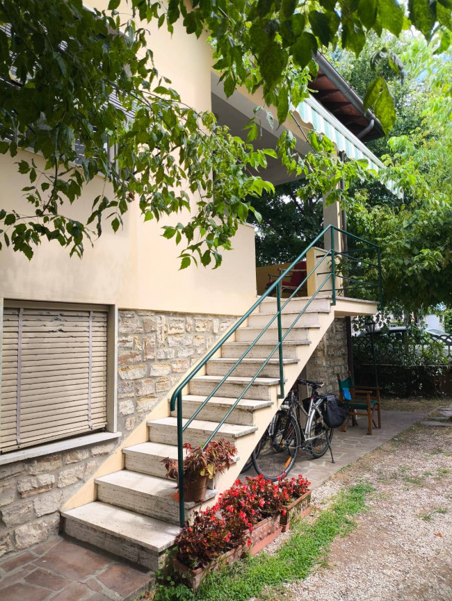 Casa indipendente in affitto a Pietrasanta