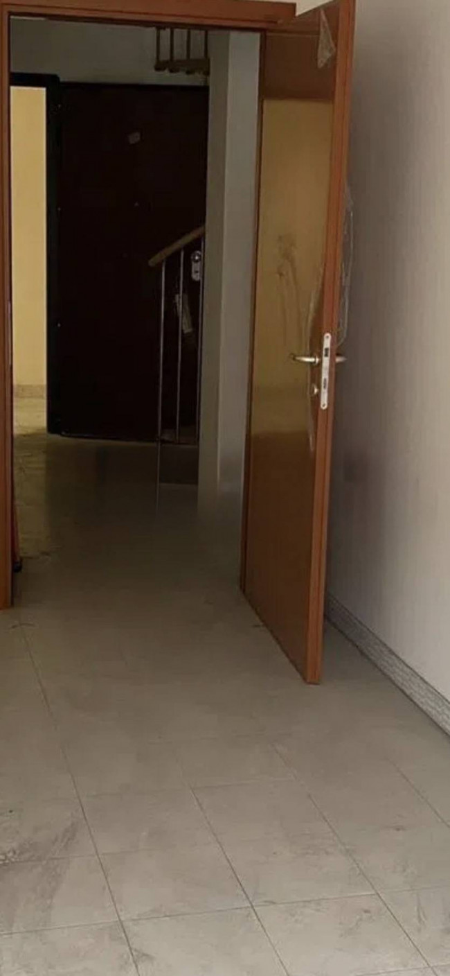 Ufficio in affitto a Massa