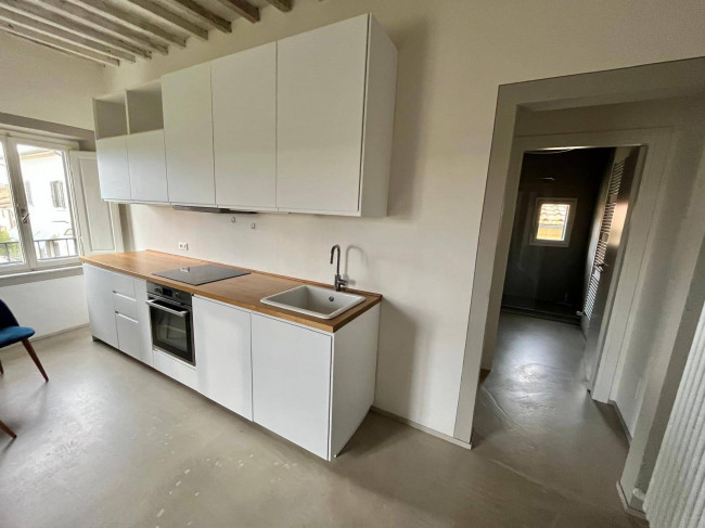 Appartamento in affitto a Capraia e Limite