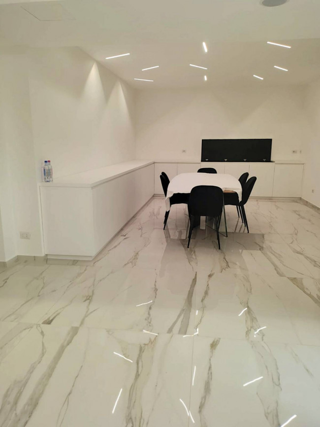 Villa in vendita a Legnano