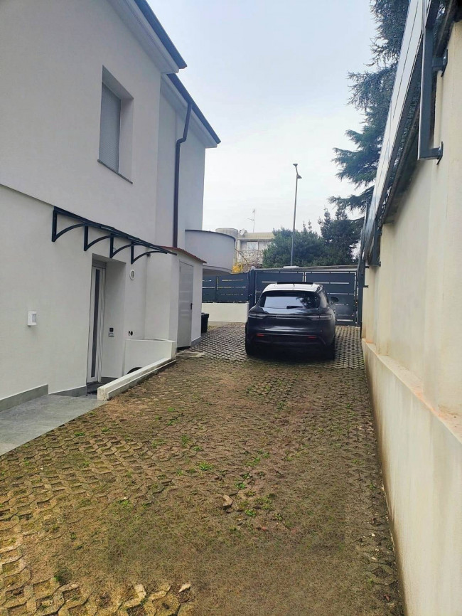 Villa in vendita a Legnano