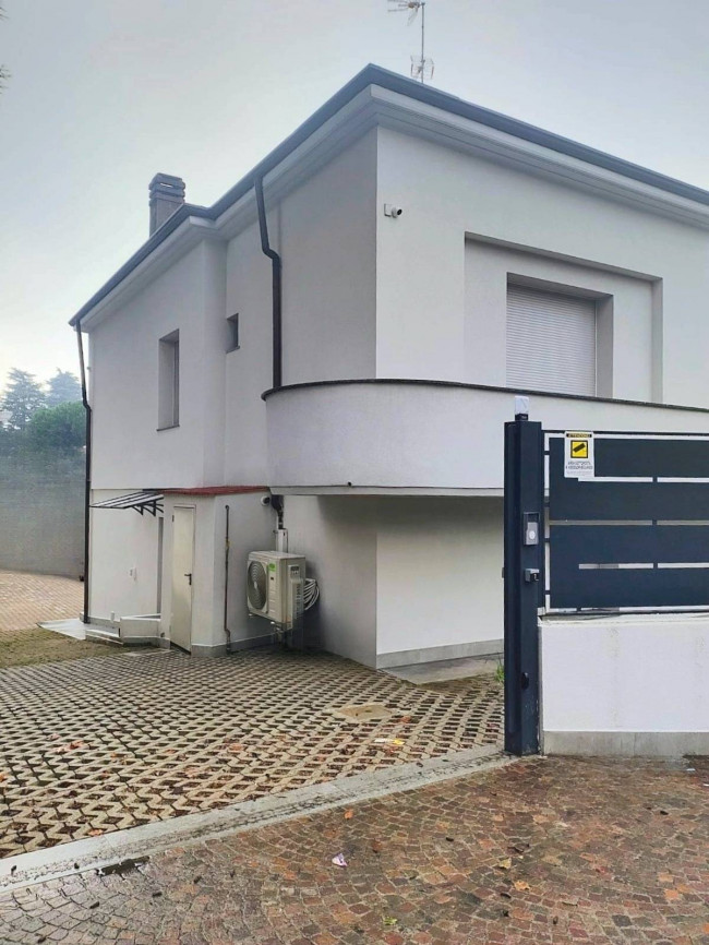Villa in vendita a Legnano