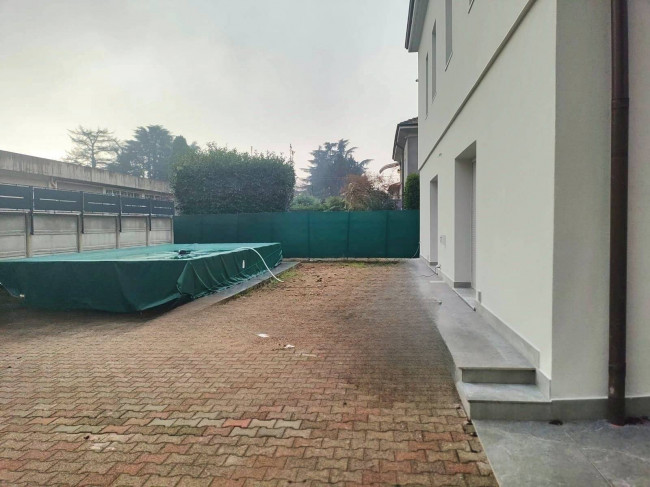 Villa in vendita a Legnano