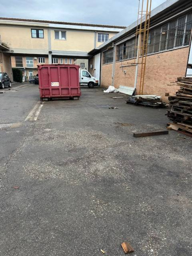 Laboratorio Artigianale in affitto a Santa Croce sull'Arno