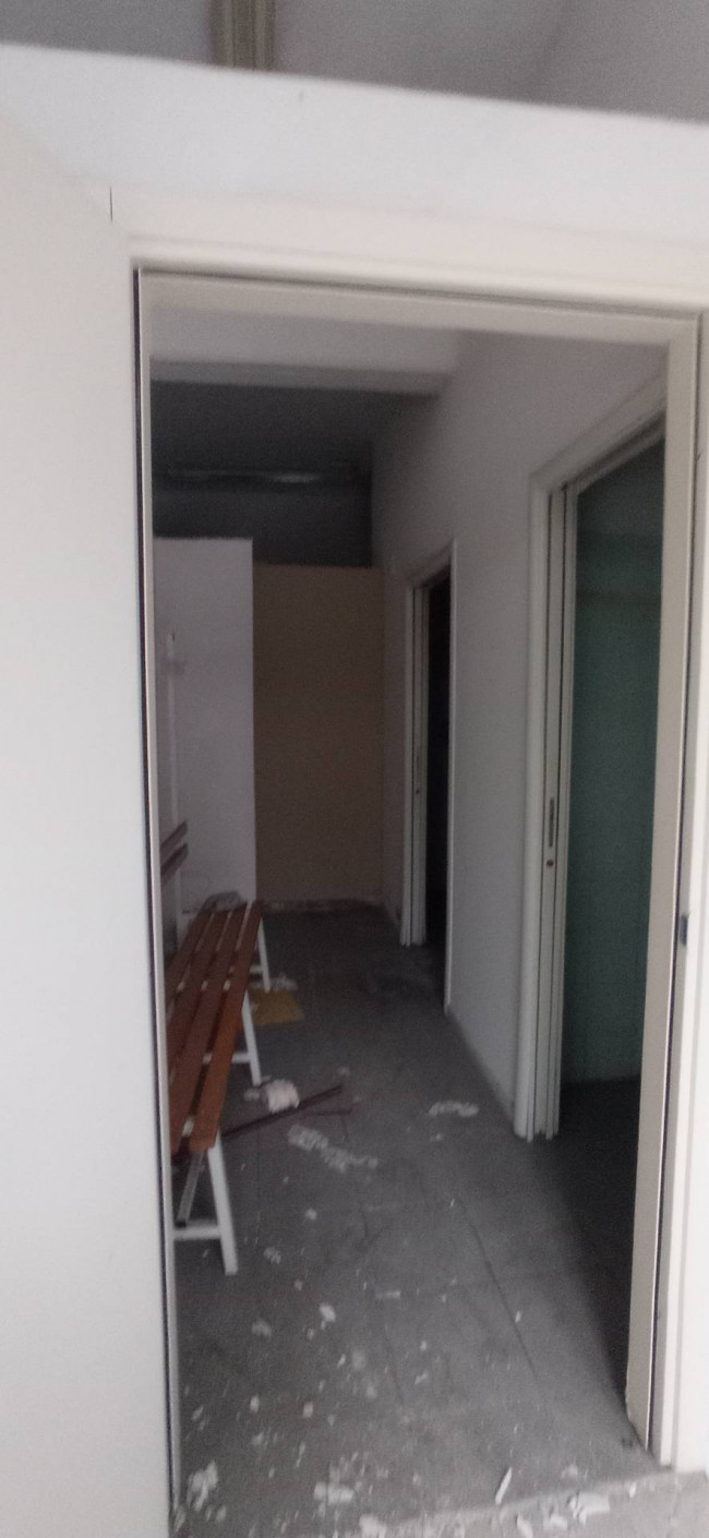 Fondo Artigianale in affitto a Empoli