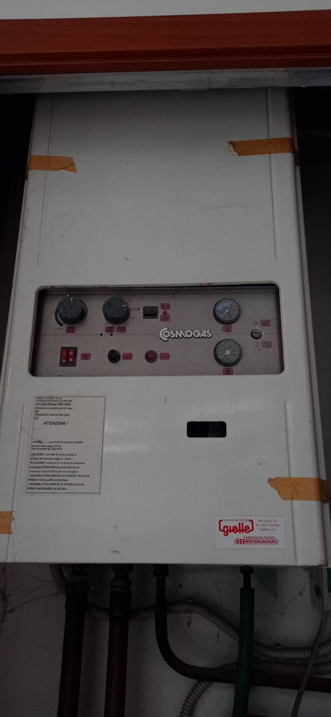 Fondo Artigianale in affitto a Empoli