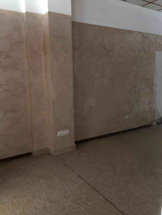 Negozio in affitto a Luino