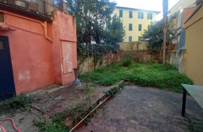 Casa semi indipendente in vendita a Firenze