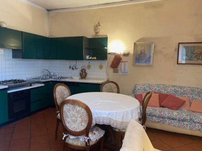 Appartamento in affitto a Capraia e Limite