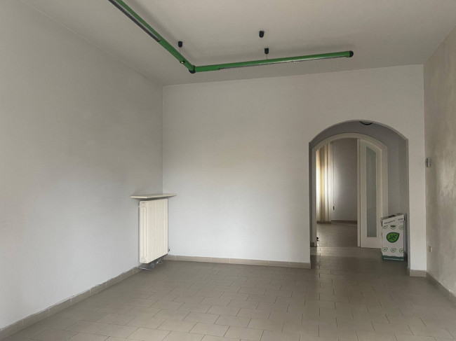 Fondo Commerciale in affitto a San Miniato