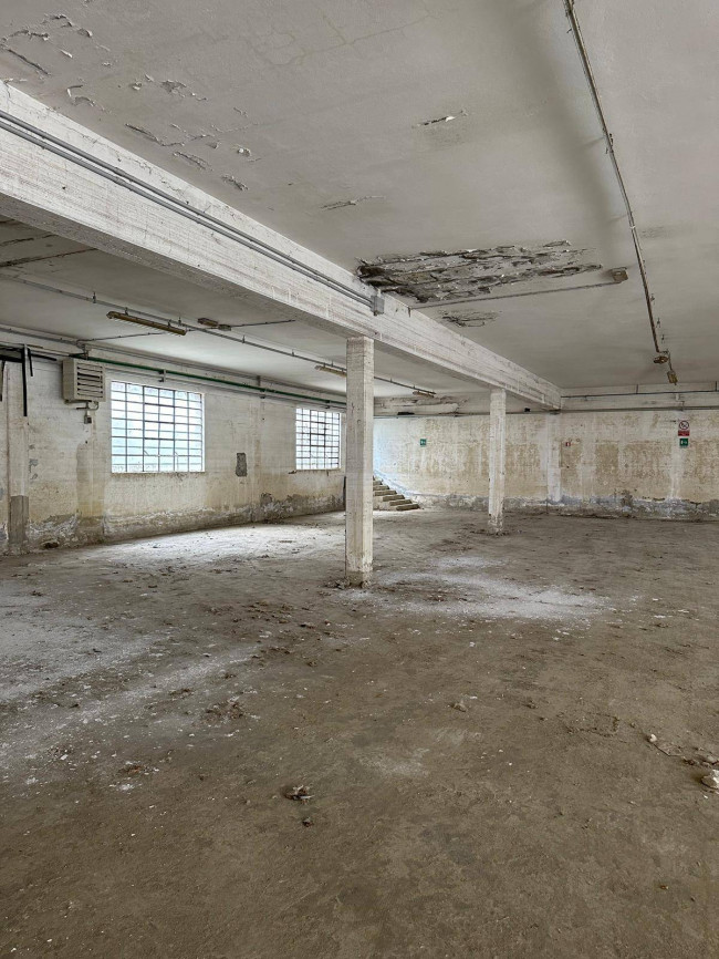 Fondo Artigianale in affitto a Forlì